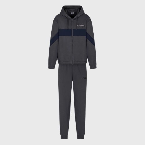 Спортивні костюми