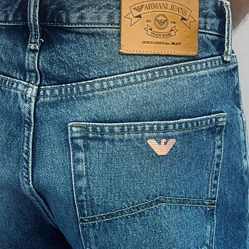 Культ: джинсы Armani