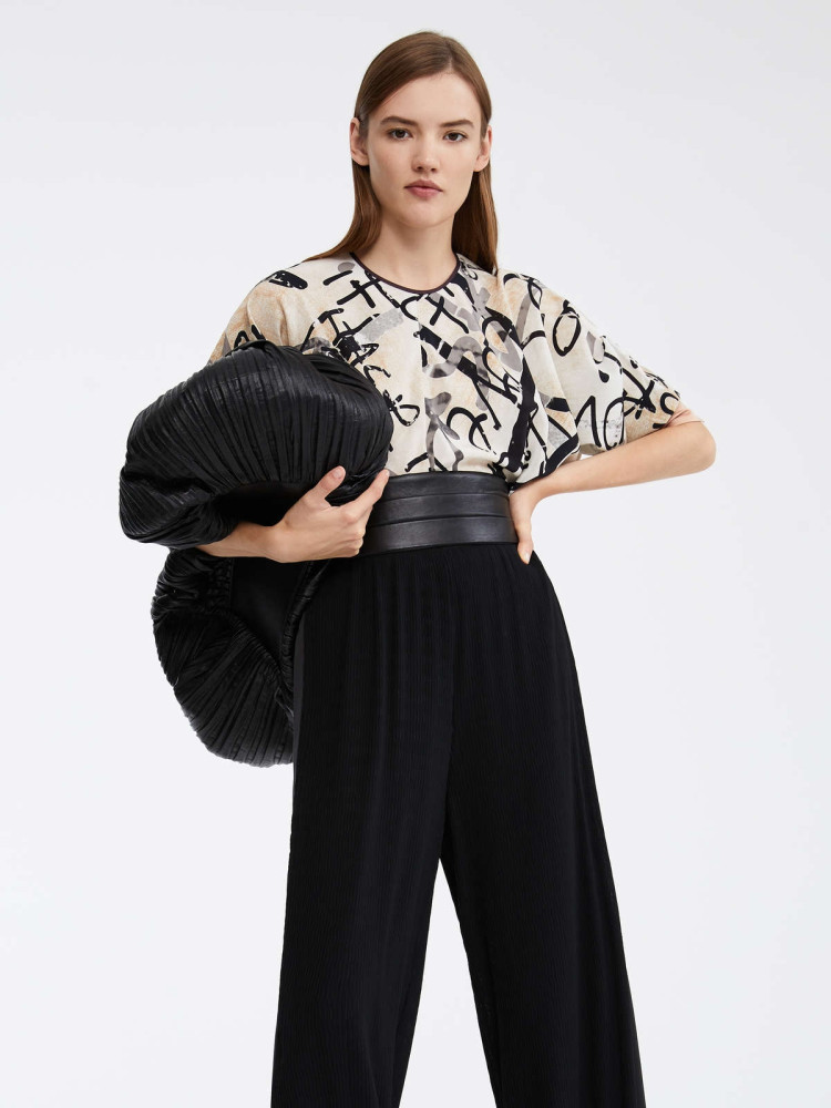 Блуза з довгим рукавом Slim Fit для жінок (454371), колір Молочний - №3