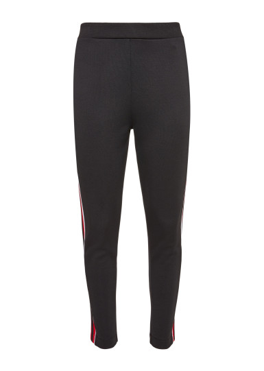 Брюки повсякденні Slim Fit: приталений силует, але не надто вузький.