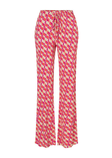 Брюки повседневные Regular Fit: классический крой, средняя свобода движений.