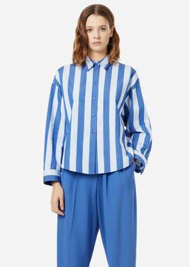 Рубашка с длинным рукавом Relaxed Fit: свободный крой для максимального комфорта.