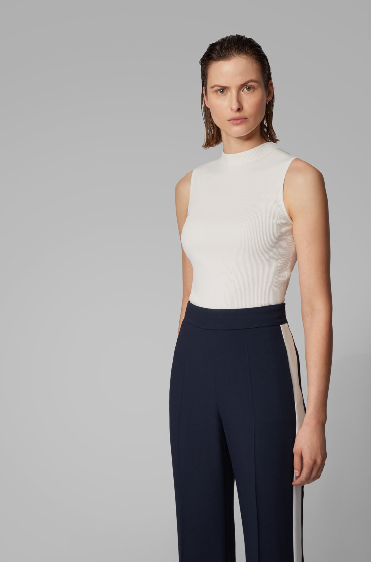 Топ з коротким рукавом Slim fit для жінок (463009), колір Білий - №2