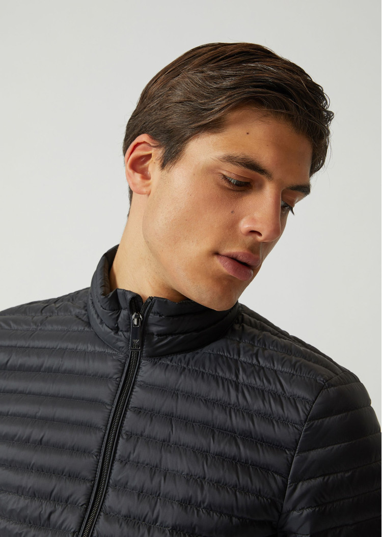 Пуховик тонкий Regular fit для чоловіків (465139), колір Чорний - №5