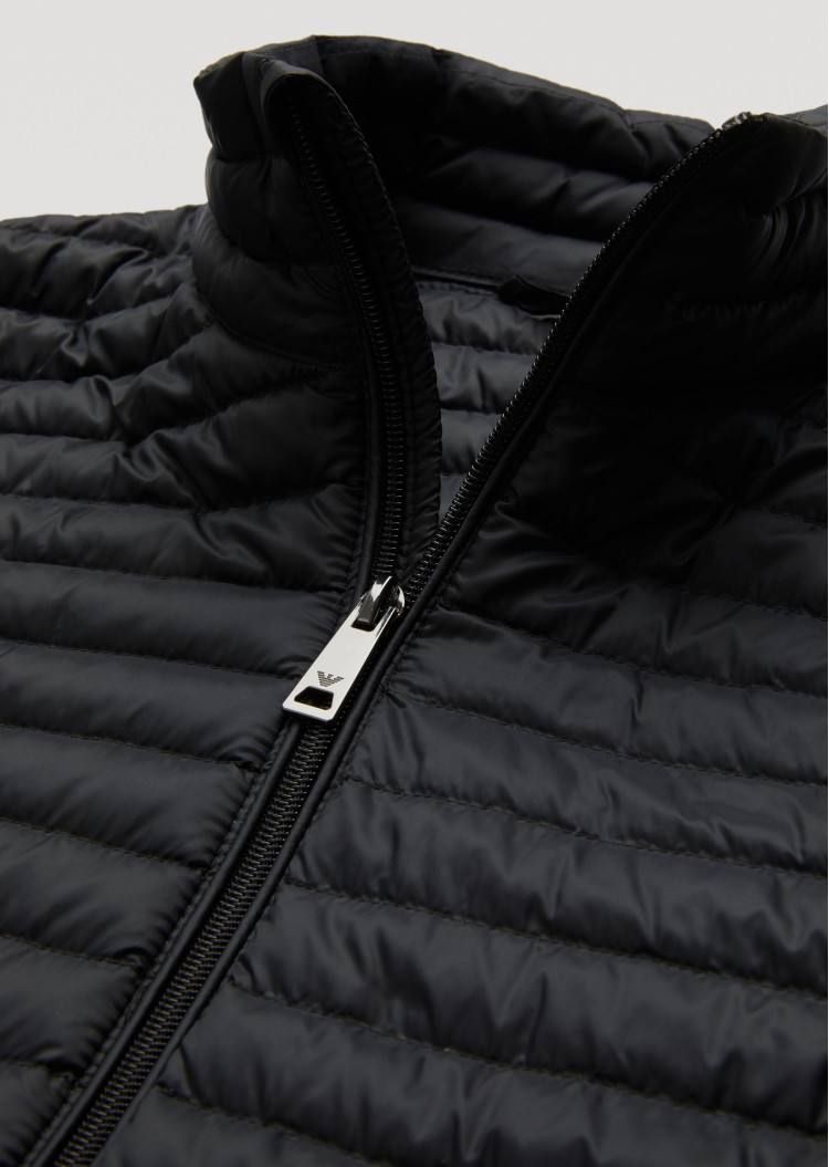 Пуховик тонкий Regular fit для чоловіків (465139), колір Чорний - №6