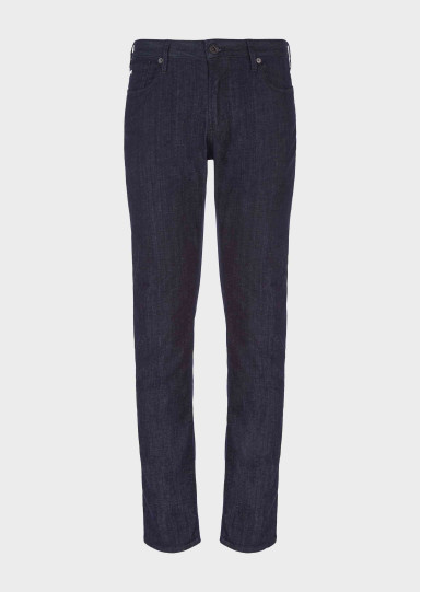 Джинси Slim Slim Fit: приталений силует, але не надто вузький. Середня