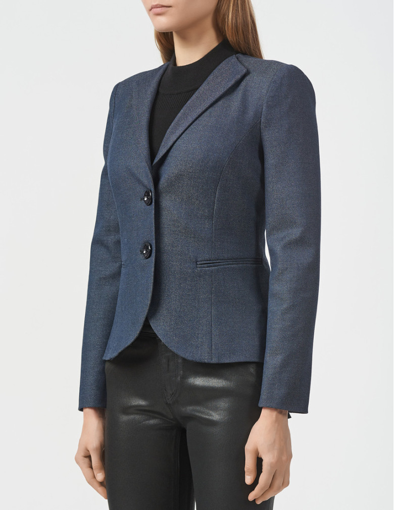 Жакет бизнес Extra Slim Fit: очень облегающая, подчеркивающая фигуру.