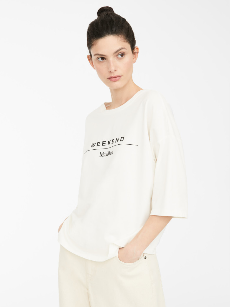 Футболка рукав укороченный Relaxed Fit: свободный крой для максимального комфорта.