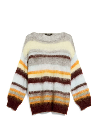 Джемпер Regular Fit: классический крой, средняя свобода движений.