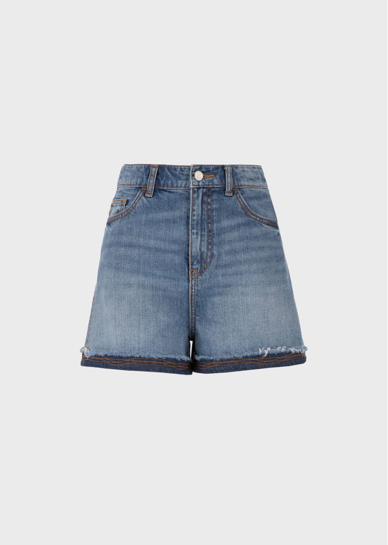 Шорты джинсовые Regular Fit: классический крой, средняя свобода движений.