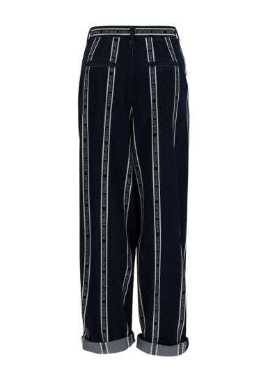 Джинсы Regular Regular Fit: классический крой, средняя свобода движений. Высокая