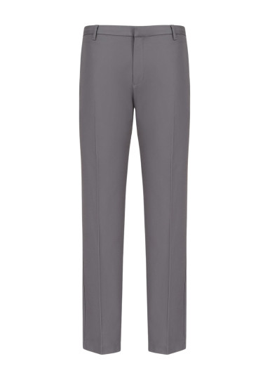 Брюки класичні Slim Fit: приталений силует, але не надто вузький. Середня