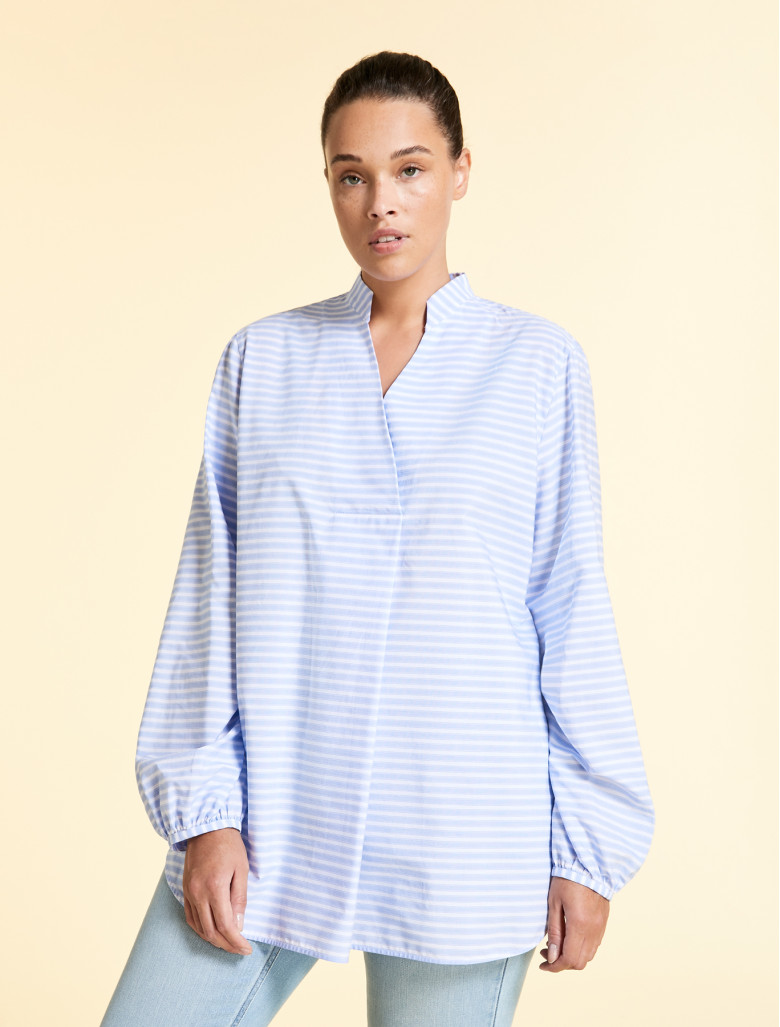 Рубашка с длинным рукавом Regular Fit: классический крой, средняя свобода движений.