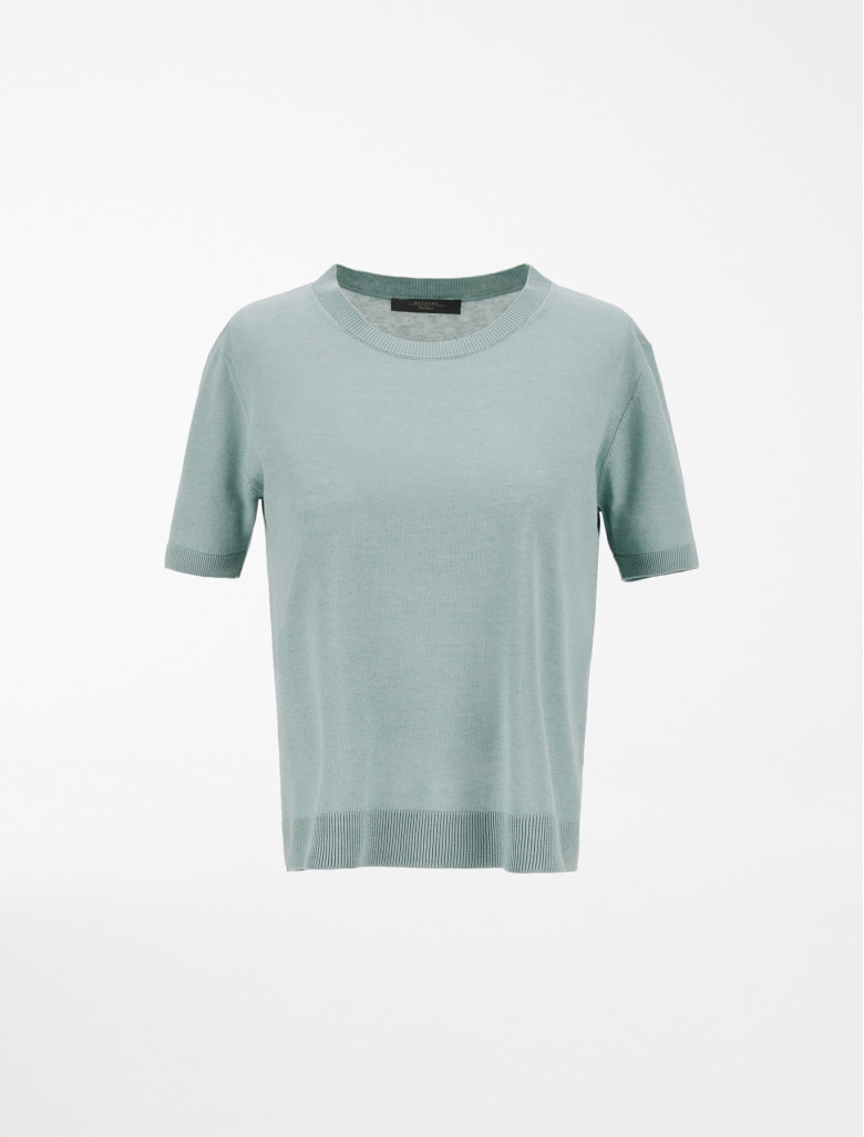 Топ с коротким рукавом Regular Fit: классический крой, средняя свобода движений.