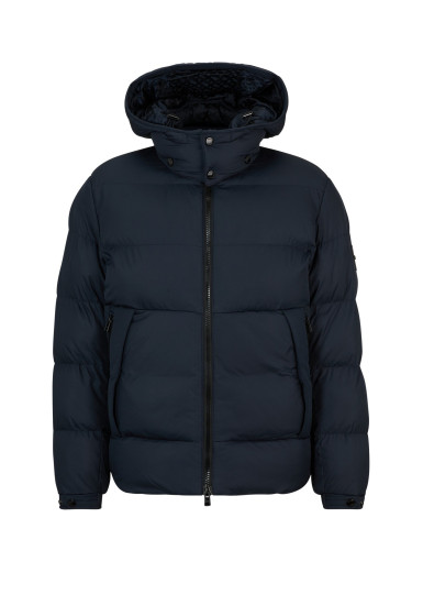 Куртка зимняя Extra Slim Fit: очень облегающая, подчеркивающая фигуру.