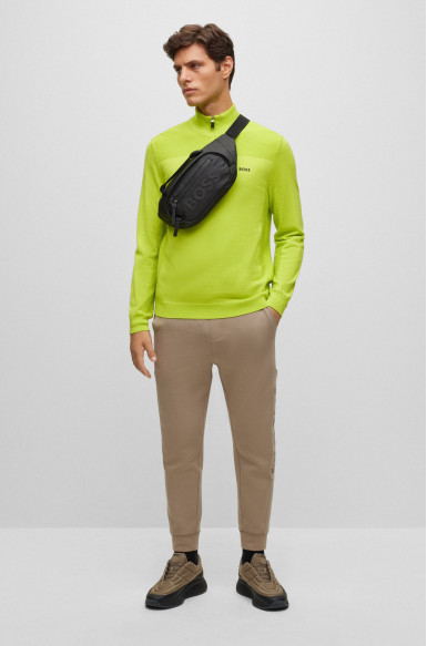 Спортивные брюки Relaxed Fit: свободный крой для максимального комфорта. Высокая