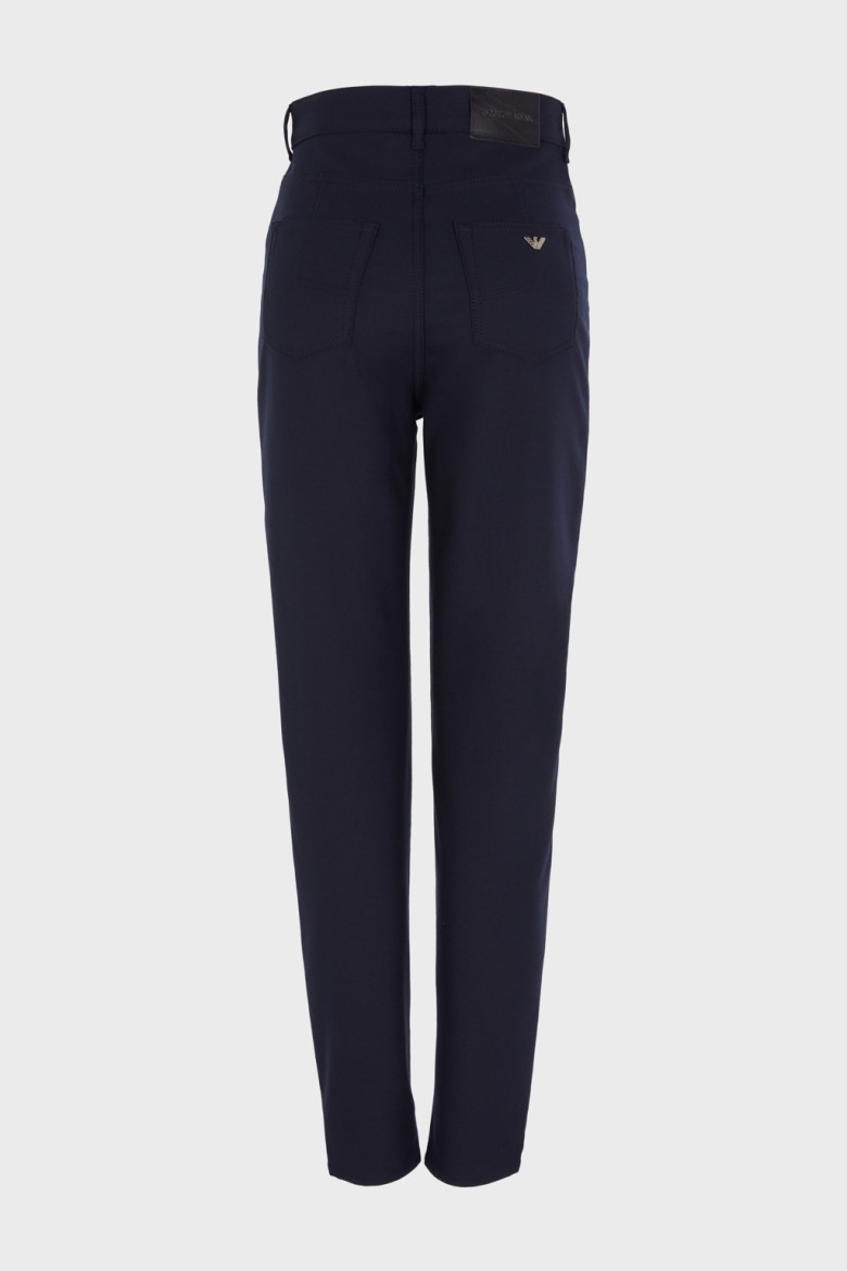 Брюки 5 карманов Regular Regular Fit: классический крой, средняя свобода движений.