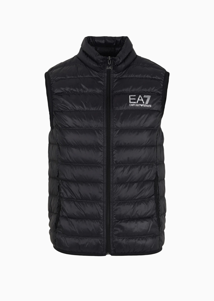 Жилет Slim Fit