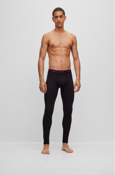 Спортивные брюки Slim Fit: приталенный силуэт, но не слишком узкий.