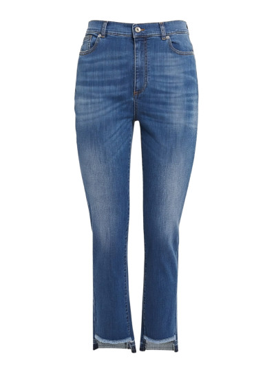 Джинси Slim Slim Fit: приталений силует, але не надто вузький. Середня
