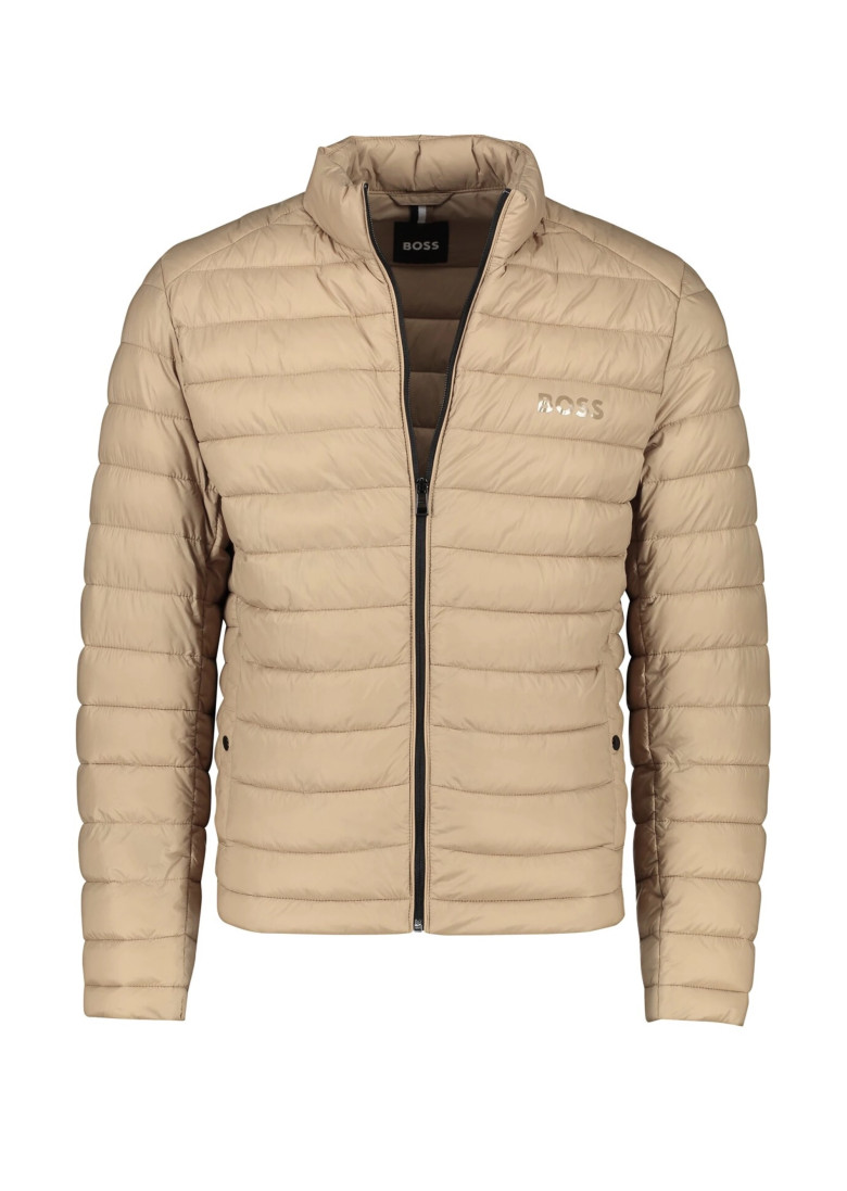Куртка Regular Fit: класичний крій, середня свобода рухів.