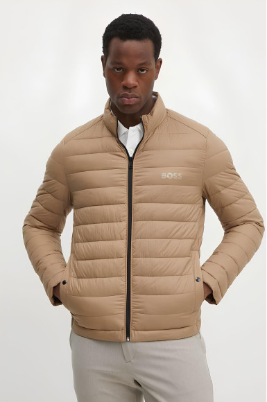 Куртка Regular Fit: класичний крій, середня свобода рухів.