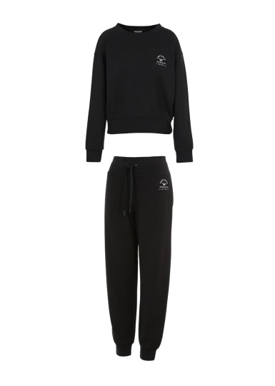 Спортивний костюм Regular Fit: класичний крій, середня свобода рухів.