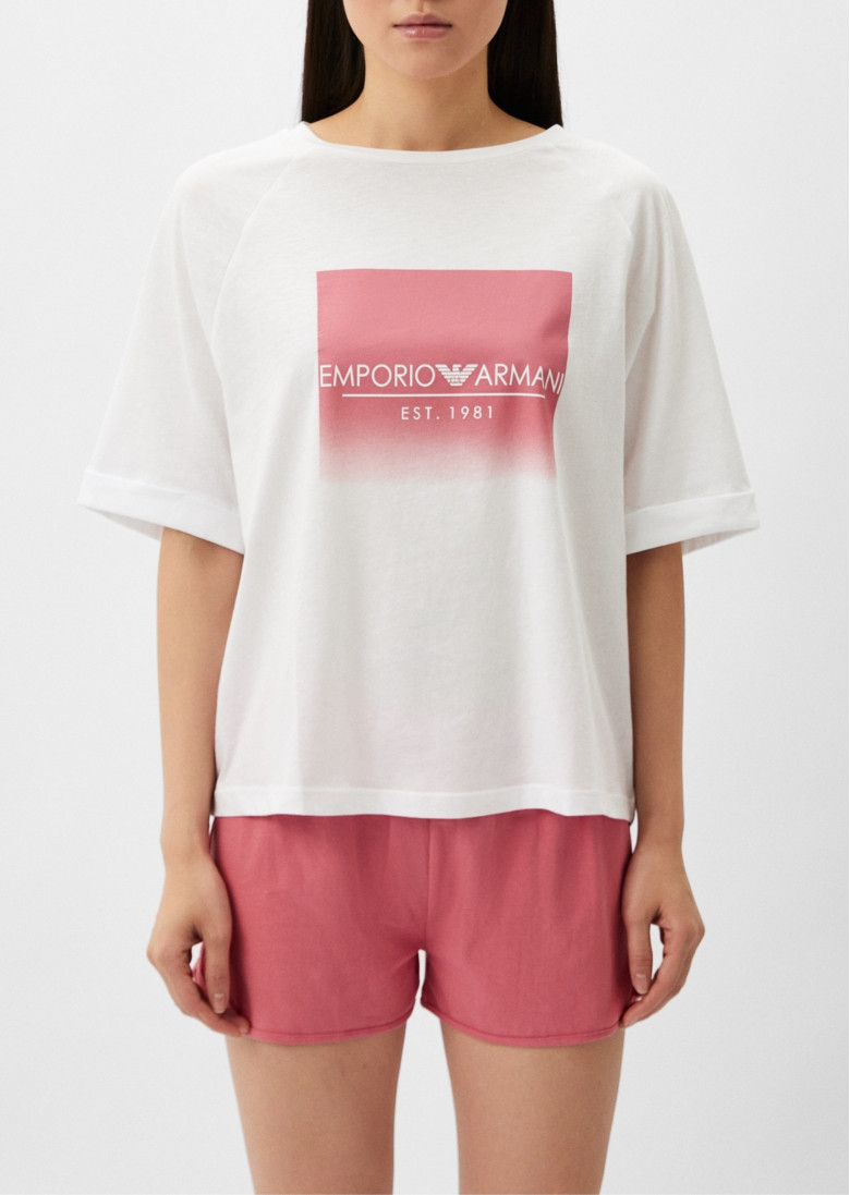 Футболка Relaxed Fit: вільний крій для максимального комфорту.