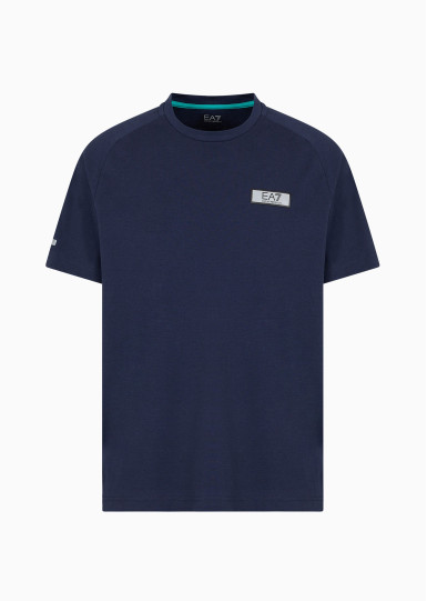 Футболка Regular Fit: класичний крій, середня свобода рухів.