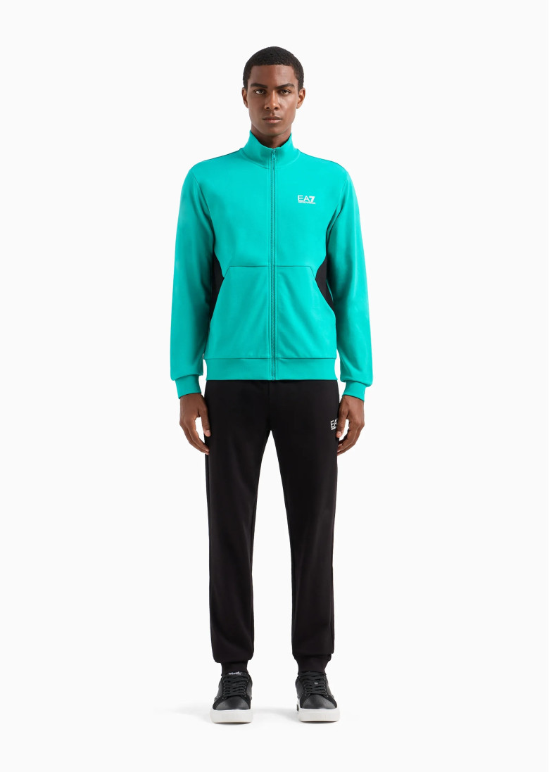 Спортивний костюм Regular Fit: класичний крій, середня свобода рухів. Середня