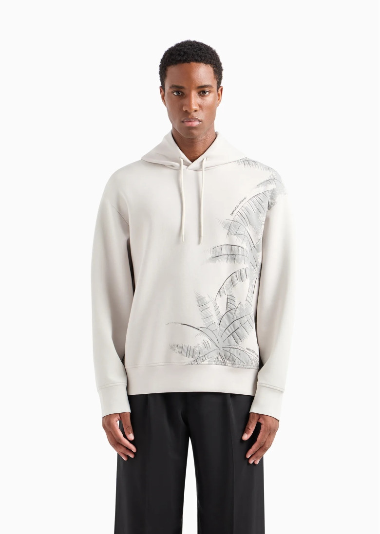 Толстовки Regular Fit: класичний крій, середня свобода рухів.