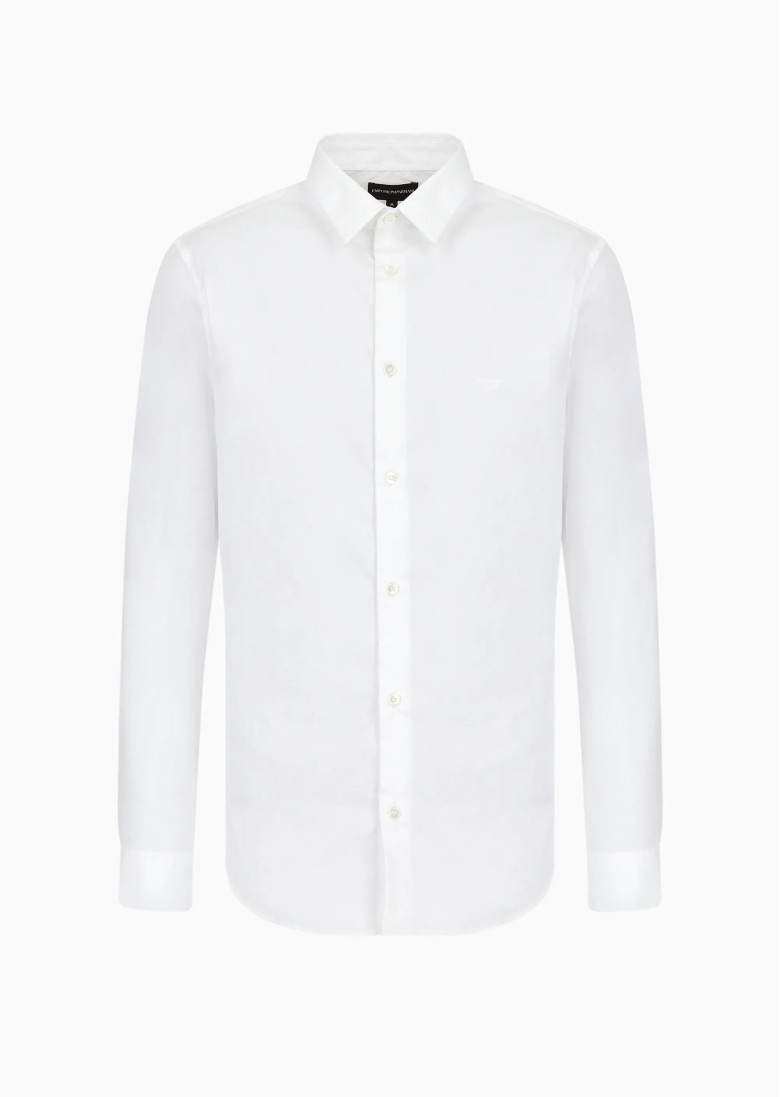 сорочка ділова Slim Fit: приталений силует, але не надто вузький.