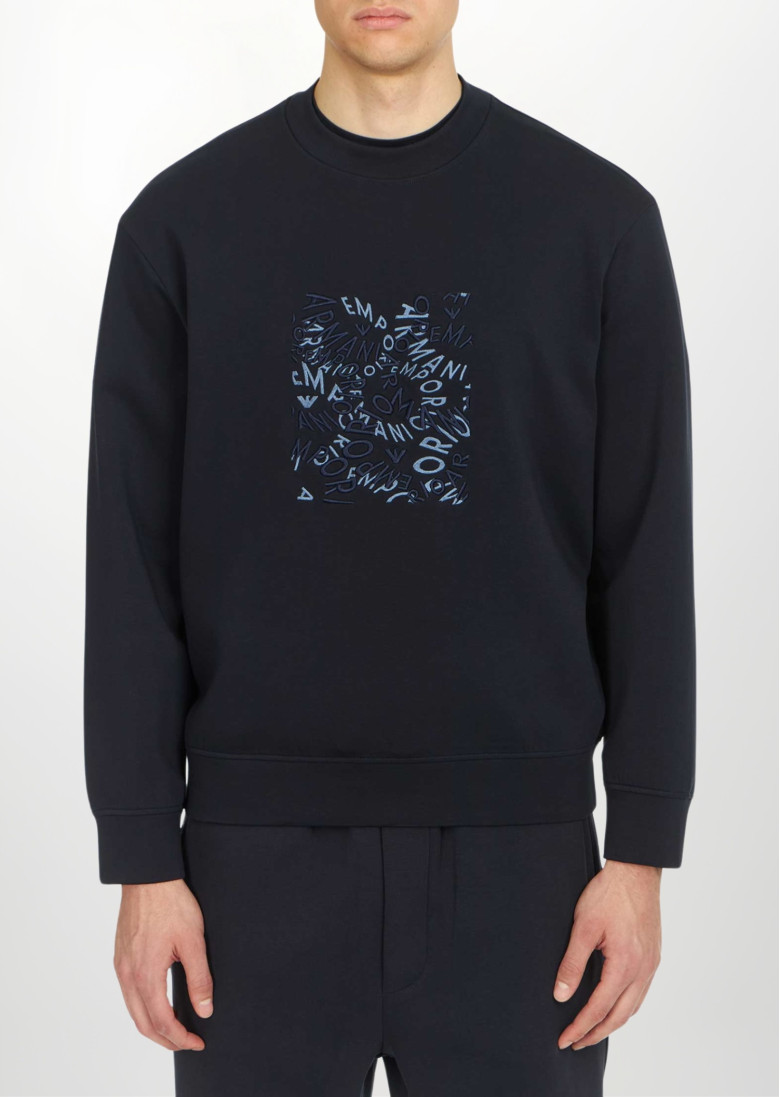 Толстовка Regular Fit: класичний крій, середня свобода рухів.