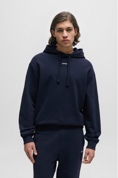 Толстовки Regular Fit: класичний крій, середня свобода рухів.