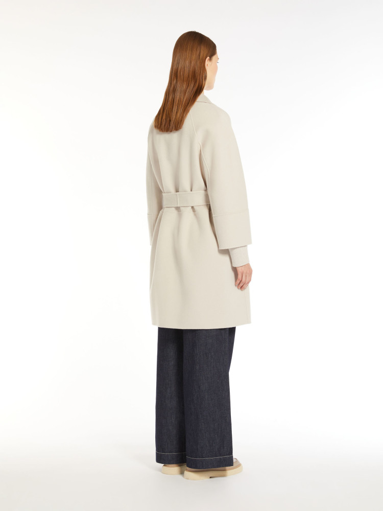 Пальто Relaxed Fit для жінок (476743), колір Молочний - №3