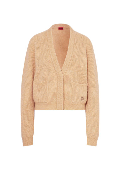 Кофта Relaxed Fit: свободный крой для максимального комфорта.