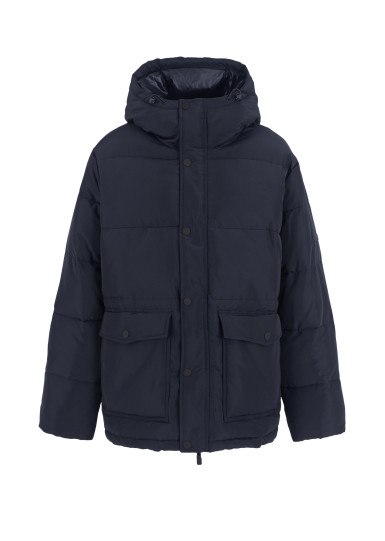 Куртка зимняя Relaxed Fit: свободный крой для максимального комфорта.