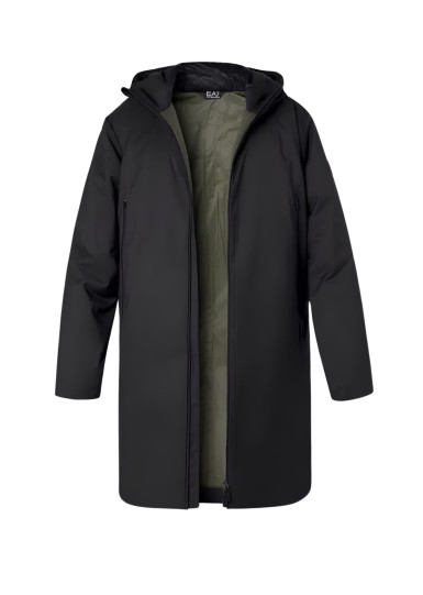 Куртка зимняя Relaxed Fit: свободный крой для максимального комфорта.