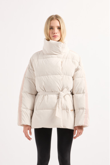 Куртка зимова Regular Fit: класичний крій, середня свобода рухів.