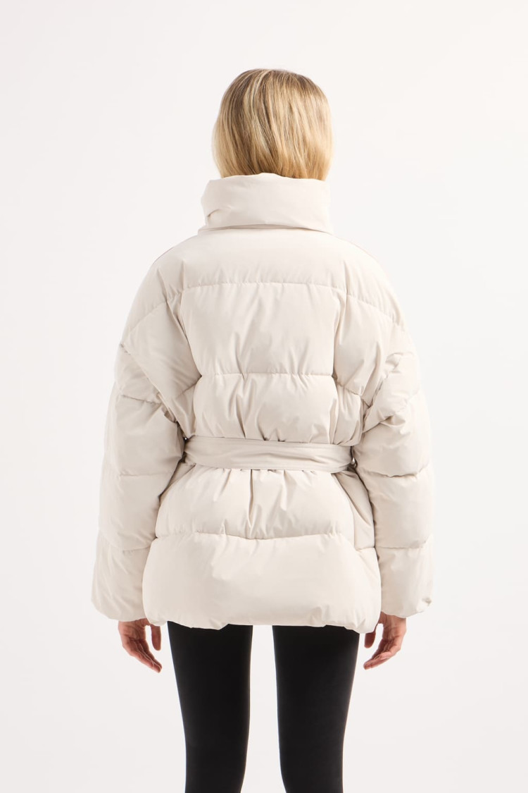Куртка зимняя Relaxed Fit для женщин (477529), цвет Молочный - №4