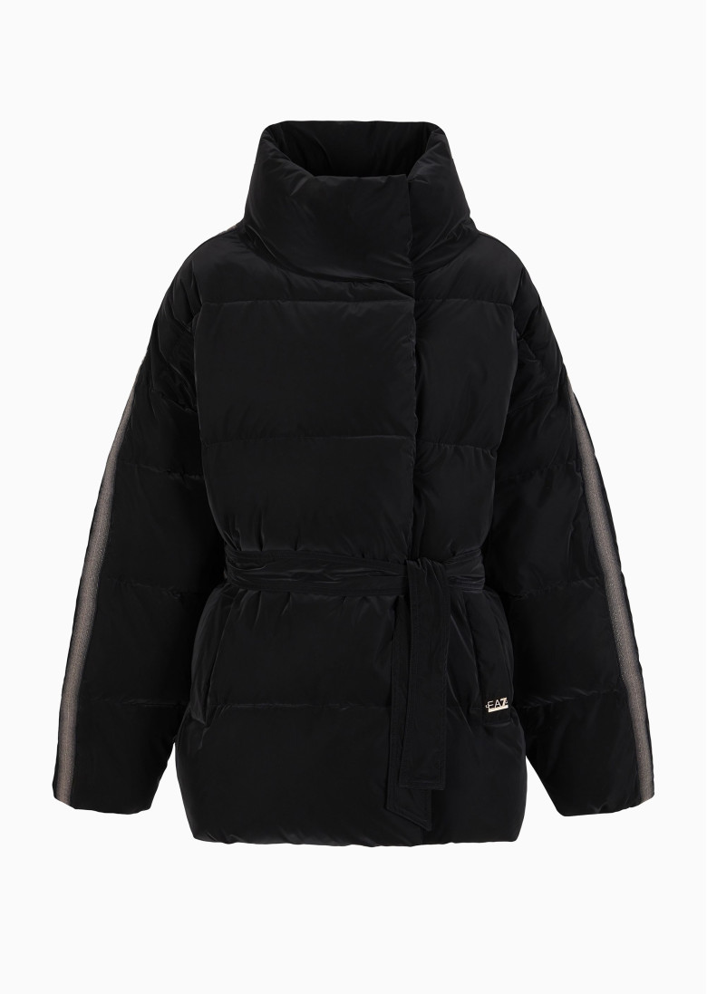Куртка зимова Regular Fit: класичний крій, середня свобода рухів.