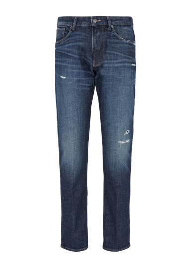 Джинсы Slim Slim Fit: приталенный силуэт, но не слишком узкий. Низкая