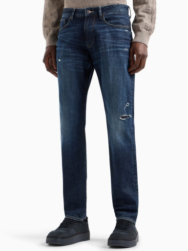 Джинсы Slim Slim Fit: приталенный силуэт, но не слишком узкий. Низкая