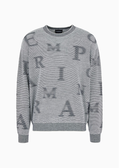 Джемпер Regular Fit: класичний крій, середня свобода рухів.