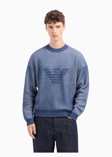 Джемпер Regular Fit: класичний крій, середня свобода рухів.