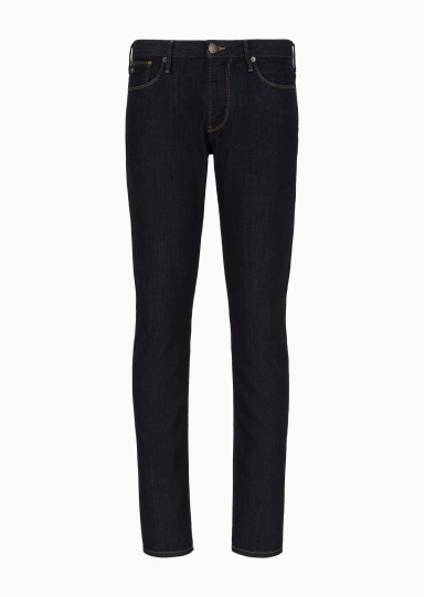 Джинсы Slim Slim Fit: приталенный силуэт, но не слишком узкий. Низкая