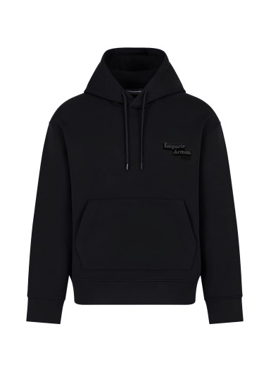 Худи Regular Fit: классический крой, средняя свобода движений.