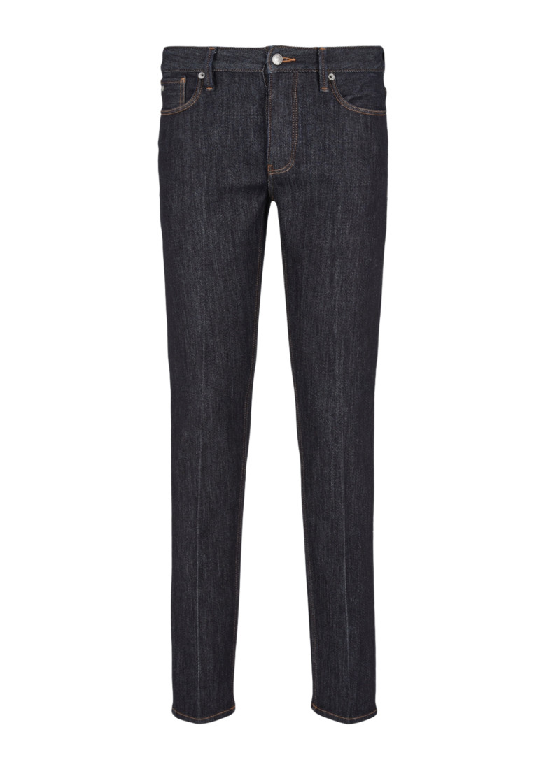 Джинси Slim Slim Fit: приталений силует, але не надто вузький. Низька