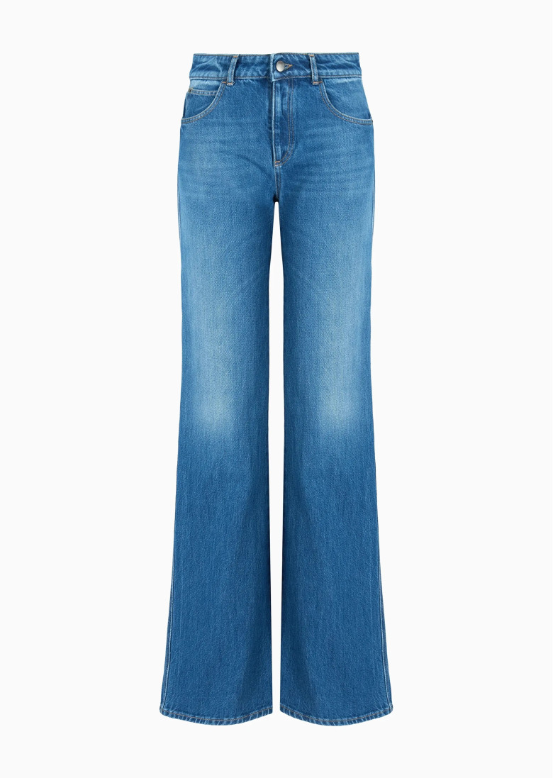 Джинсы Regular Regular Fit: классический крой, средняя свобода движений. Средняя