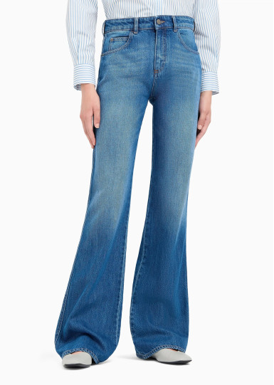 Джинсы Regular Regular Fit: классический крой, средняя свобода движений. Средняя